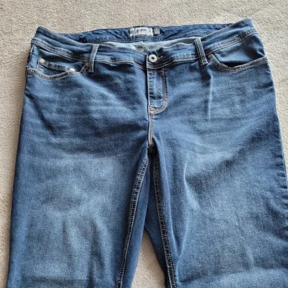 Torrid Luxe Slim Boot jeans size 18S - Picture 4 of 14